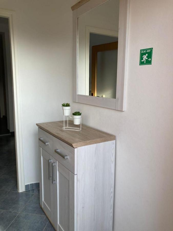 Apartment Danijela Vodice Exterior photo